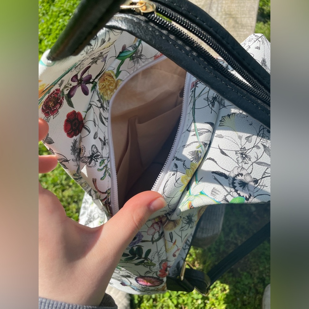 Floral Backpack - Picture 2 of 5